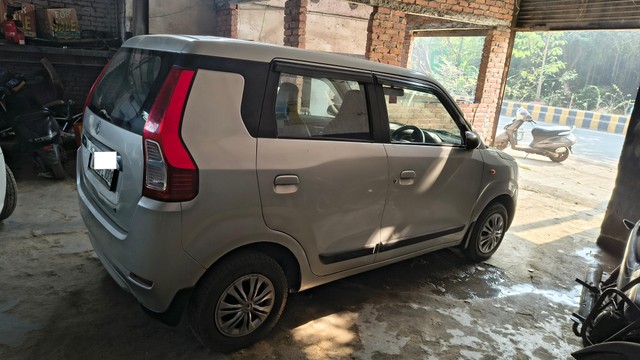 Second-hand 2020 Maruti Wagon R CNG LXI for sale in Agra-3