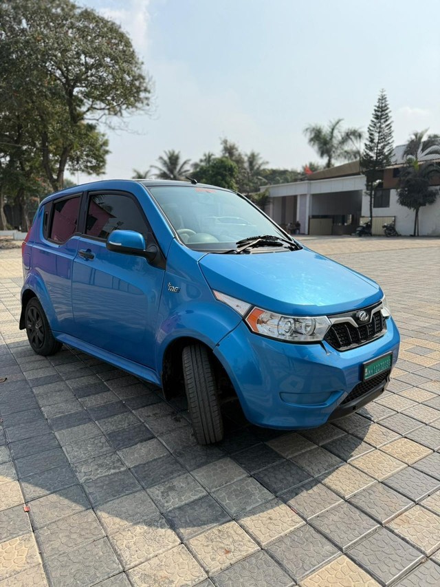 Second-hand 2018 Mahindra e2o Plus P4 for sale in Nashik-5