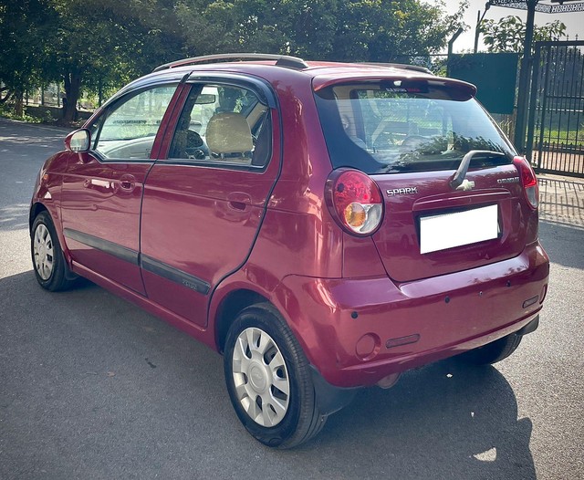 Second-hand 2011 Chevrolet Spark 1.0 for sale in Bangalore-8