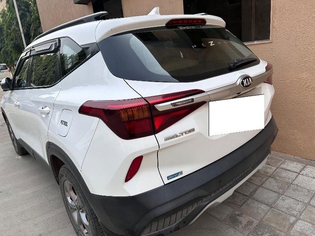 Second-hand 2019 Kia Seltos HTK Plus G for sale in Ahmedabad-7