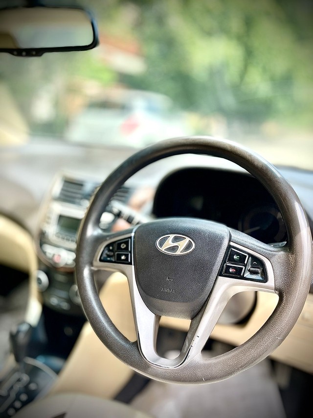 Second-hand 2015 Hyundai Verna 1.6 VTVT S Option for sale in Bangalore-6