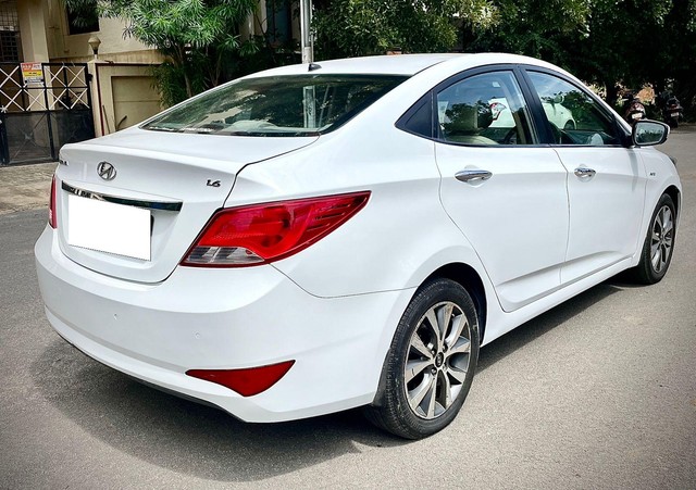 Second-hand 2015 Hyundai Verna 1.6 VTVT S Option for sale in Bangalore-8