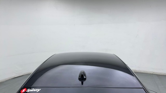 Second-hand 2022 Skoda Octavia 1.8 TSI AT Style for sale in Noida-22