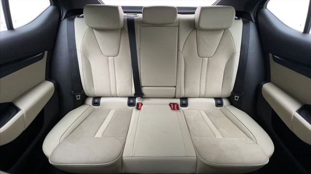 Second-hand 2022 Skoda Octavia 1.8 TSI AT Style for sale in Noida-23