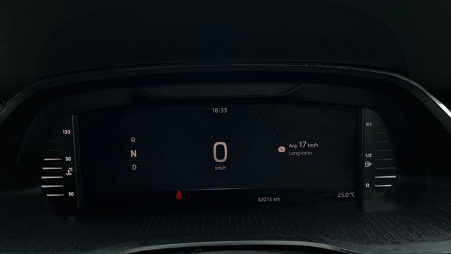 Second-hand 2022 Skoda Octavia 1.8 TSI AT Style for sale in Noida-13