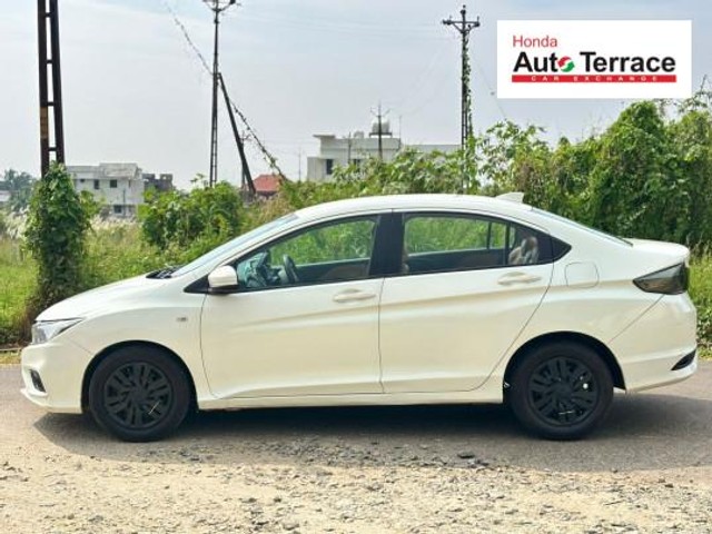 Second-hand 2015 Honda City i DTec SV for sale in Palakkad-2