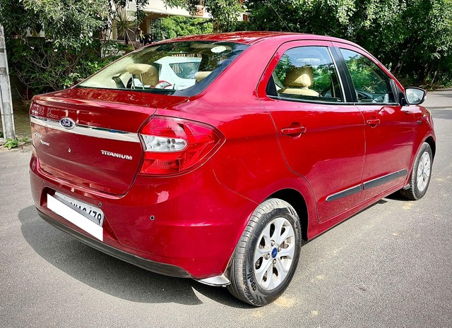 Second-hand 2017 Ford Figo 1.5P Titanium AT for sale in Bangalore-7