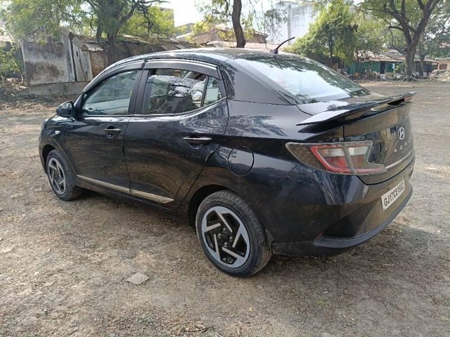 Second-hand 2023 Hyundai Aura S CNG for sale in Ujjain-2