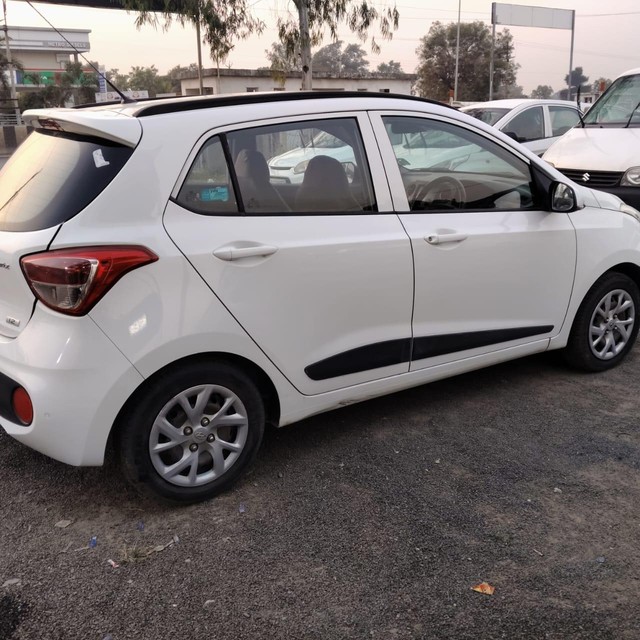 Second-hand 2019 Hyundai Grand i10 1.2 CRDi Sportz for sale in Sabarkantha-4