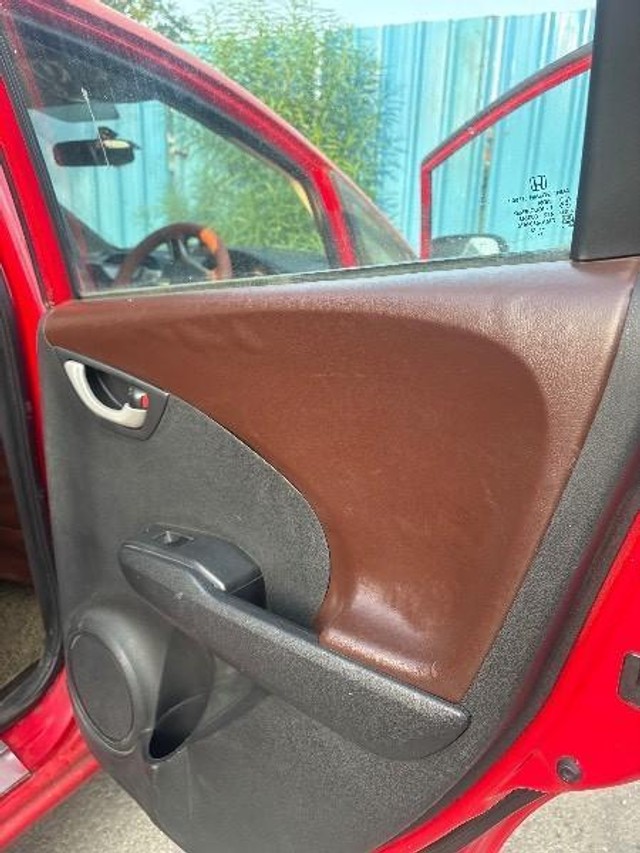 Second-hand 2012 Honda Jazz X for sale in Kalyan-13