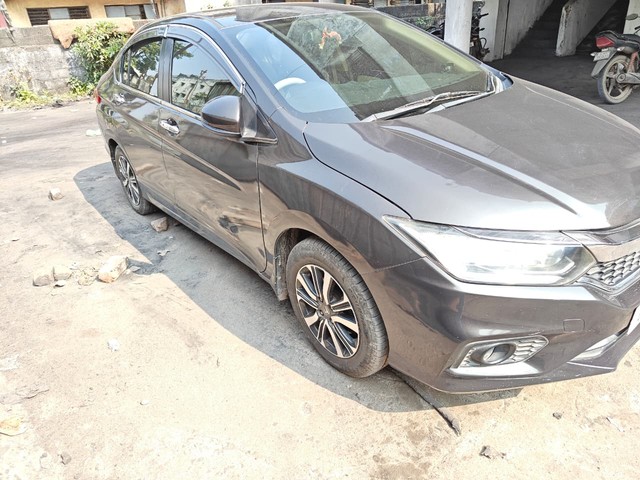 Second-hand 2017 Honda City i VTEC V for sale in Surat-7