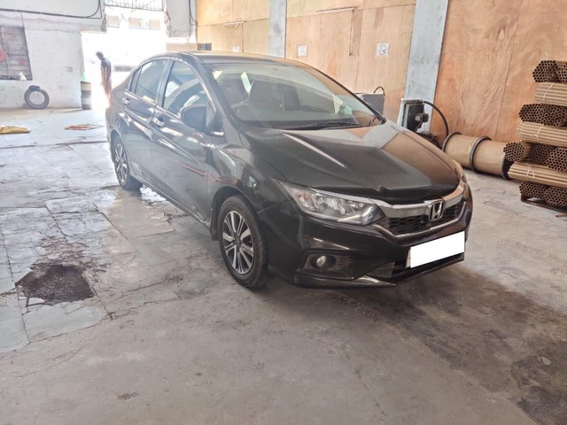 Second-hand 2017 Honda City i VTEC V for sale in Surat-1