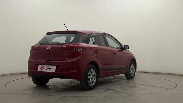 Second-hand 2017 Hyundai i20 Sportz 1.2 for sale in Visakhapatnam-3