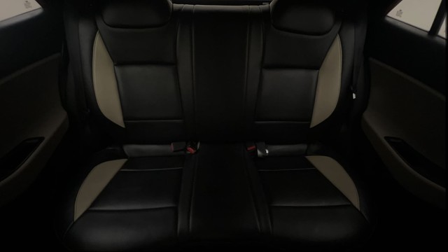 Second-hand 2017 Hyundai i20 Sportz 1.2 for sale in Visakhapatnam-24