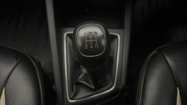 Second-hand 2017 Hyundai i20 Sportz 1.2 for sale in Visakhapatnam-12