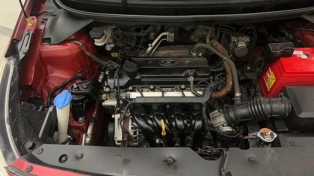 Second-hand 2017 Hyundai i20 Sportz 1.2 for sale in Visakhapatnam-39