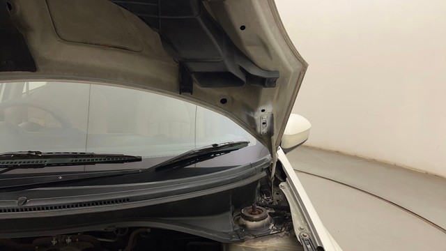 Second-hand 2014 Honda Brio VX AT for sale in Mumbai-28