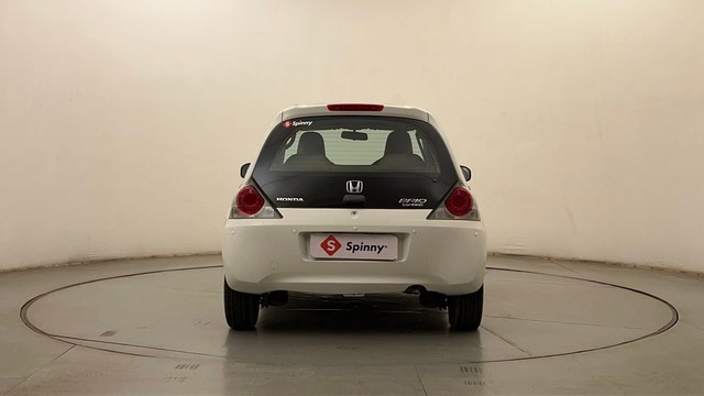 Second-hand 2014 Honda Brio VX AT for sale in Mumbai-4