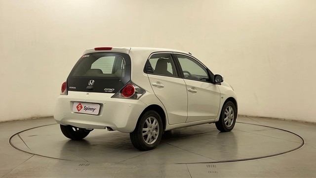 Second-hand 2014 Honda Brio VX AT for sale in Mumbai-3