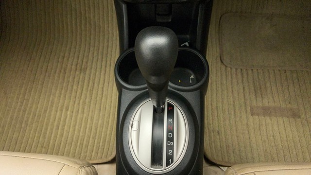 Second-hand 2014 Honda Brio VX AT for sale in Mumbai-12