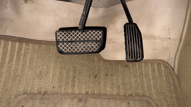 Second-hand 2014 Honda Brio VX AT for sale in Mumbai-14