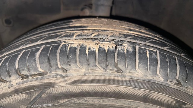 Second-hand 2014 Honda Brio VX AT for sale in Mumbai-36