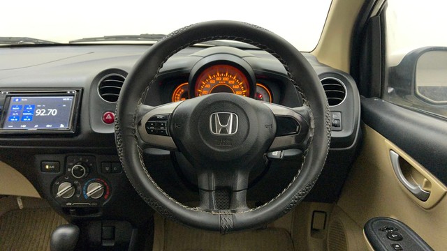 Second-hand 2014 Honda Brio VX AT for sale in Mumbai-39