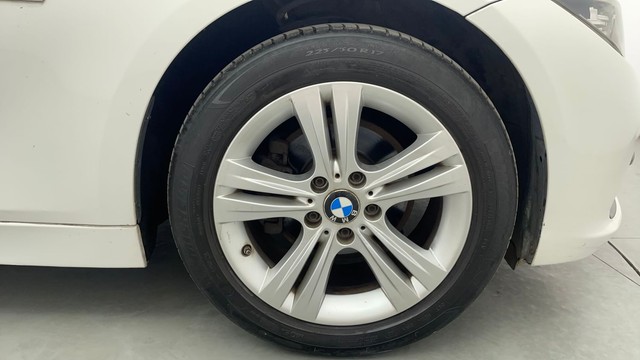 Second-hand 2017 BMW 3 Series 320d Edition Sport for sale in Chennai-17