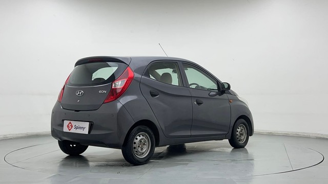 Second-hand 2017 Hyundai EON Magna for sale in Chandigarh-3
