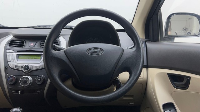 Second-hand 2017 Hyundai EON Magna for sale in Chandigarh-23