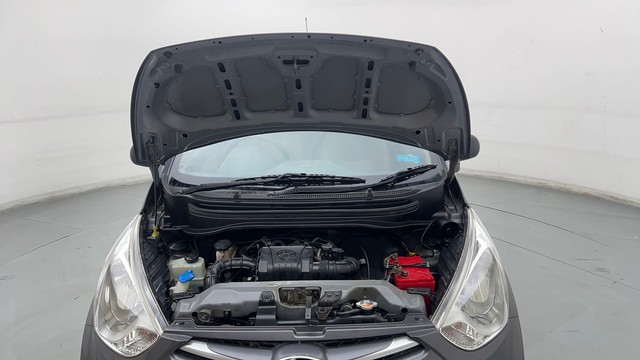 Second-hand 2017 Hyundai EON Magna for sale in Chandigarh-8