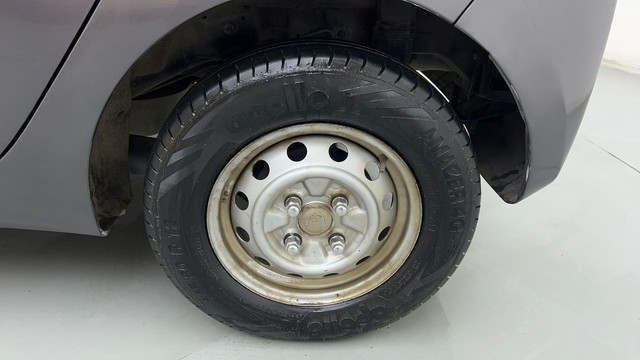 Second-hand 2017 Hyundai EON Magna for sale in Chandigarh-19