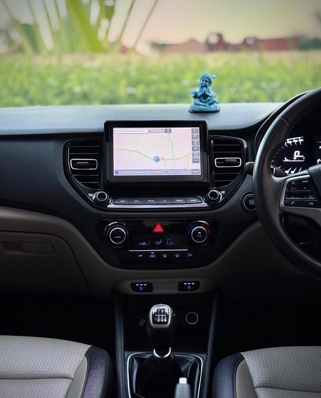 Second-hand 2021 Hyundai Verna S Plus Diesel for sale in Udaipur-4