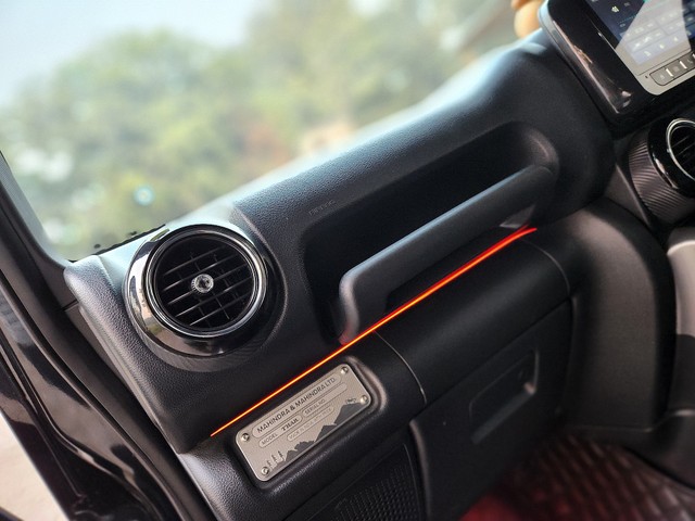 Second-hand 2023 Mahindra Thar LX 4WD Hard Top Diesel AT BSVI for sale in New Delhi-6