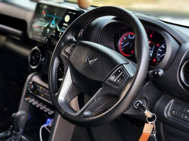 Second-hand 2023 Mahindra Thar LX 4WD Hard Top Diesel AT BSVI for sale in New Delhi-33