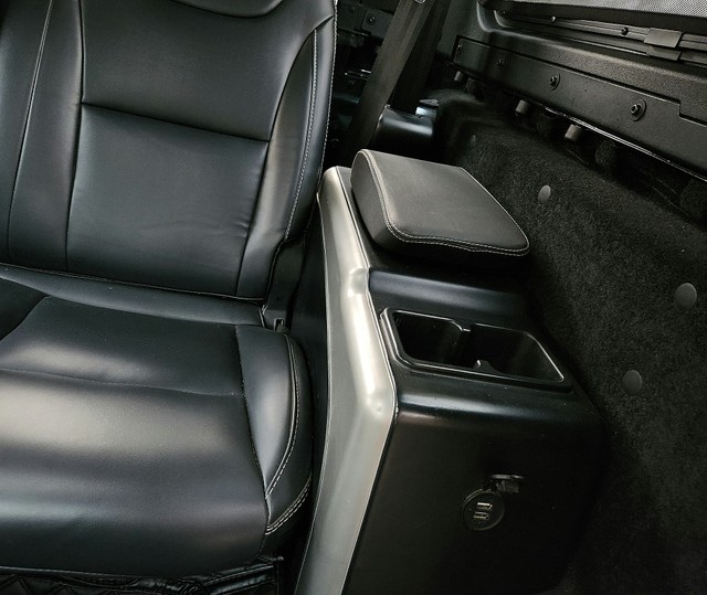 Second-hand 2023 Mahindra Thar LX 4WD Hard Top Diesel AT BSVI for sale in New Delhi-15