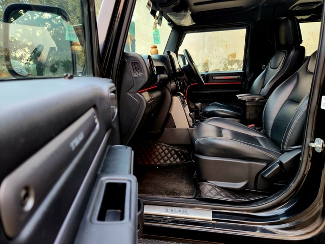 Second-hand 2023 Mahindra Thar LX 4WD Hard Top Diesel AT BSVI for sale in New Delhi-32