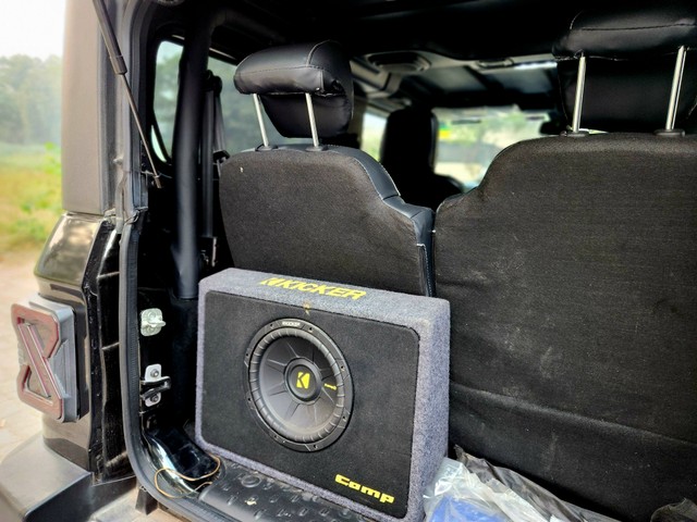 Second-hand 2023 Mahindra Thar LX 4WD Hard Top Diesel AT BSVI for sale in New Delhi-12