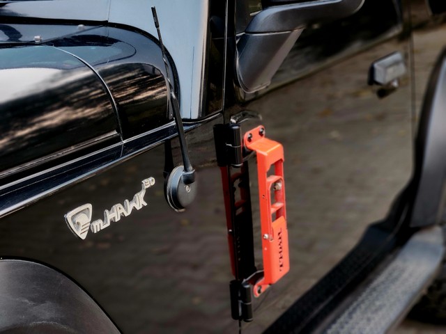 Second-hand 2023 Mahindra Thar LX 4WD Hard Top Diesel AT BSVI for sale in New Delhi-31