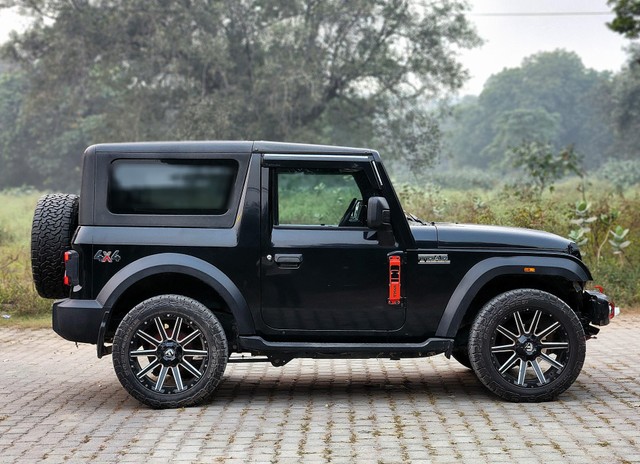 Second-hand 2023 Mahindra Thar LX 4WD Hard Top Diesel AT BSVI for sale in New Delhi-1