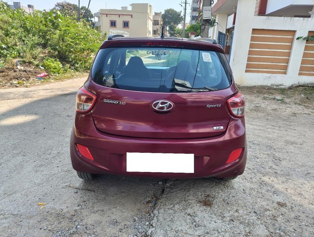 Second-hand 2016 Hyundai Grand i10 Sportz for sale in Hyderabad-2