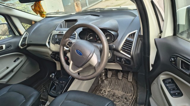 Second-hand 2015 Ford Ecosport 1.5 DV5 MT Ambiente for sale in Agra-4