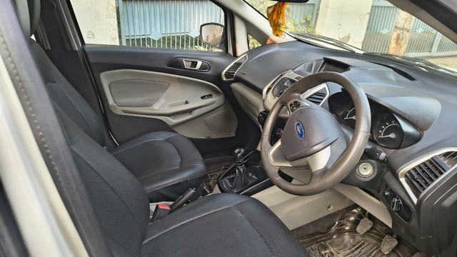Second-hand 2015 Ford Ecosport 1.5 DV5 MT Ambiente for sale in Agra-5