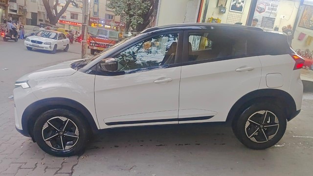 Second-hand 2023 Tata Nexon FearlessPR Plus S DT DCA for sale in Bangalore-3