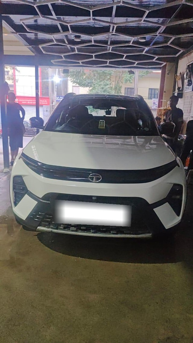 Second-hand 2023 Tata Nexon FearlessPR Plus S DT DCA for sale in Bangalore-4