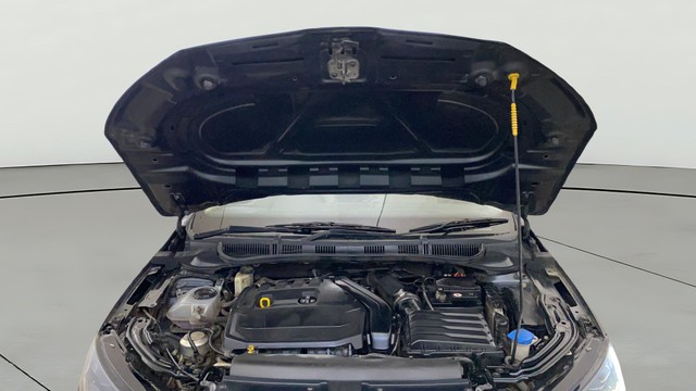 Second-hand 2022 Skoda Slavia 1.5 TSI Style BSVI for sale in Greater Noida-9