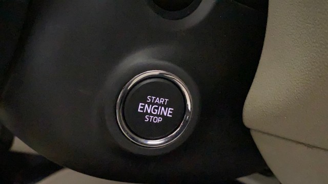 Second-hand 2022 Skoda Slavia 1.5 TSI Style BSVI for sale in Greater Noida-23