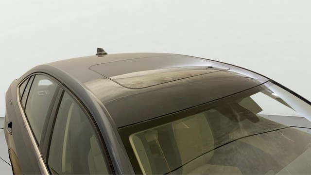 Second-hand 2022 Skoda Slavia 1.5 TSI Style BSVI for sale in Greater Noida-8