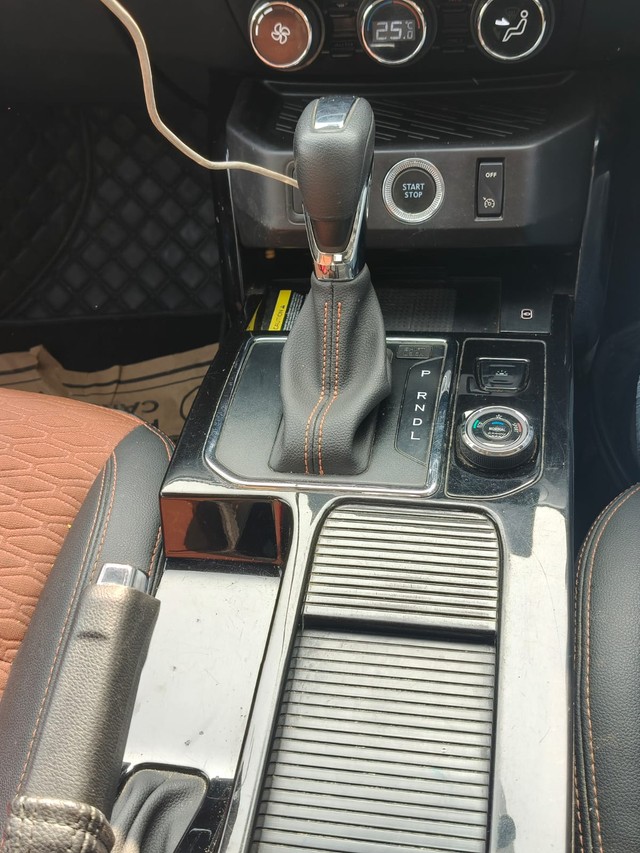 Second-hand 2024 Renault Kiger RXT Opt Turbo CVT for sale in Sirsa-4