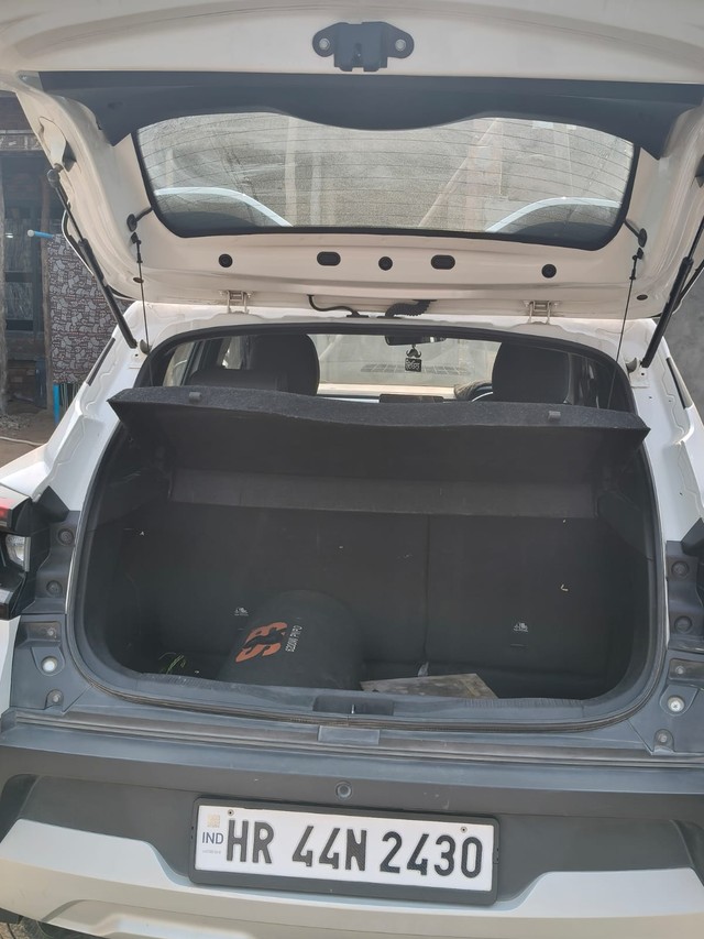 Second-hand 2024 Renault Kiger RXT Opt Turbo CVT for sale in Sirsa-6